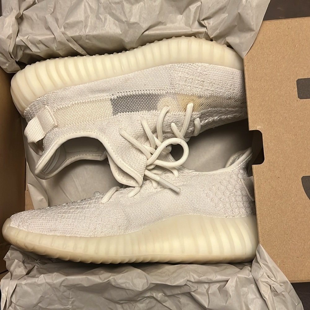 ADIDAS YEEZY BOOST 350 v2 bone